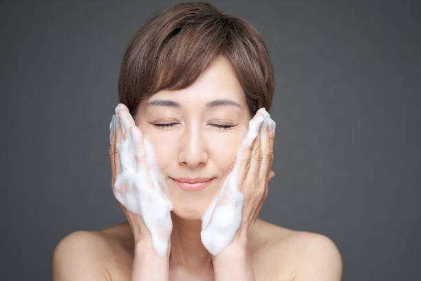 丁家宜洗面奶怎么樣？丁家宜洗面奶男士可以用嗎？