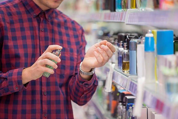 男士買什么香水好？男士一般買什么牌子的香水？